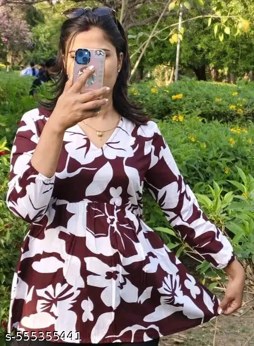 Women printed top